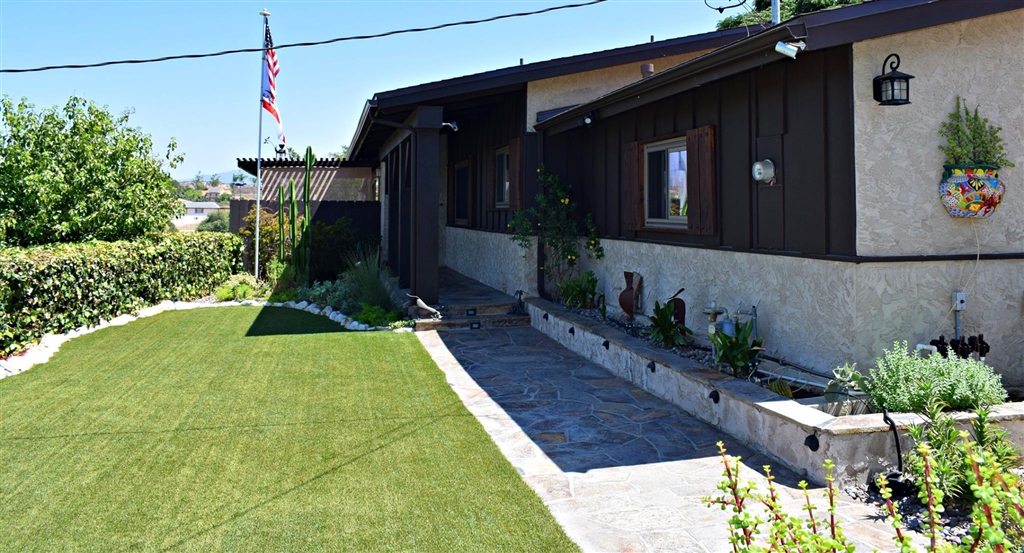 9225 Jovic Road Lakeside, CA 92040 - Photo 3 of 25
