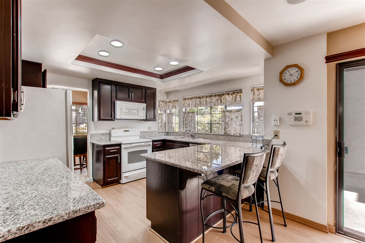 902 Ball Avenue Escondido, CA 92026 - Photo 8 of 25