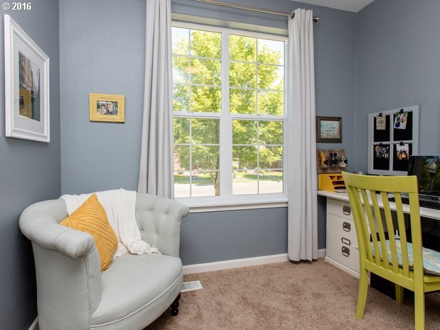4566 Southeast Davis Road Hillsboro, OR 97123 - Photo 17 of 32 Gallery Image 17