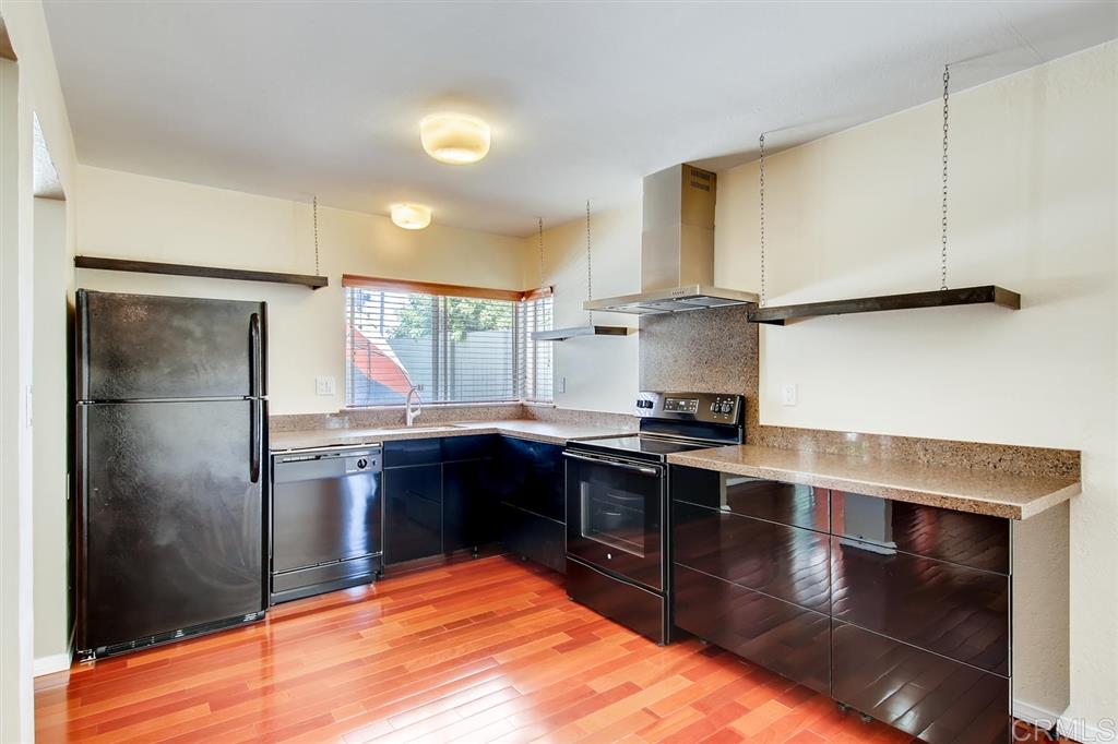 3101 Segovia Way Carlsbad, CA 92009 - Photo 7 of 14 All new, drawer fronts can be easily changed to another color.