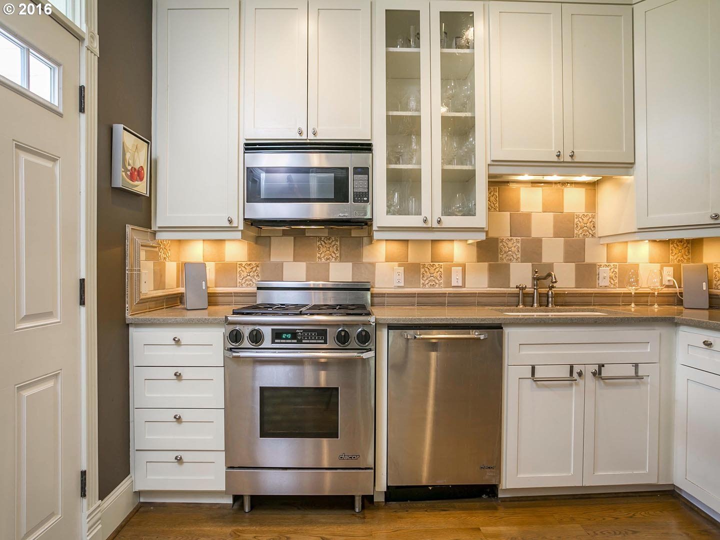 3105 Southwest 1st Avenue, Unit 2 Portland, OR 97201 - Photo 22 of 30 Gallery Image 22