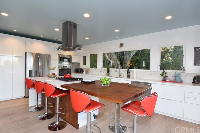 12 Harbor Sight Drive Rolling Hills Estates, CA 90274 - Photo 6 of 56 More of this fabulous kitchen!