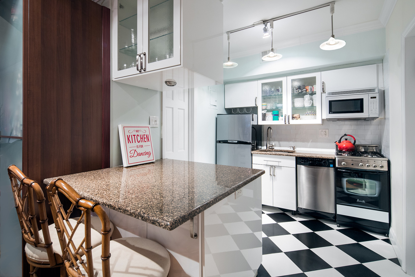 82 Irving Place, Unit 1B Manhattan, NY 10003 - Photo 2 of 5