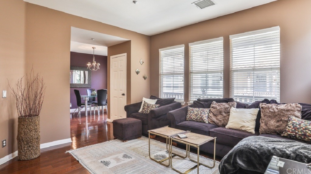 78 Dovetail Irvine, CA 92603 - Photo 8 of 55