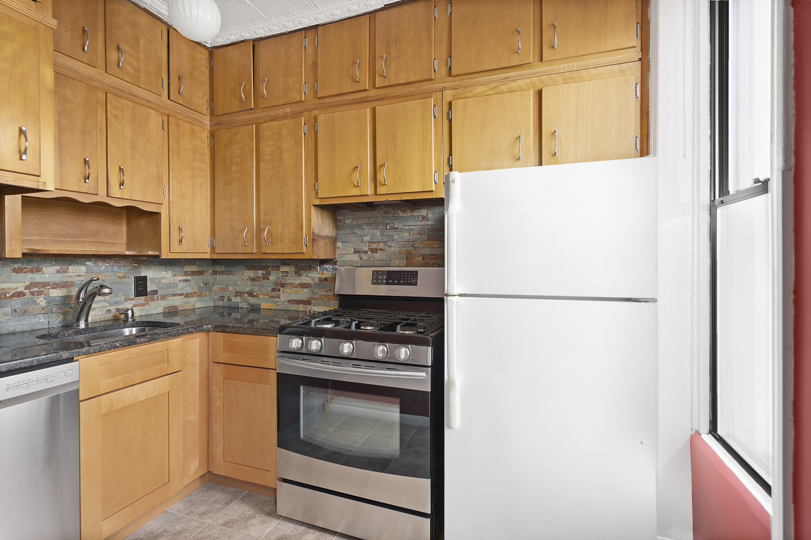 17 4th Place Brooklyn, NY 11231 - Photo 5 of 9