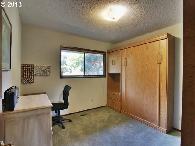 3009 Southwest Ridge Drive Portland, OR 97219 - Photo 6 of 15 Gallery Image 6