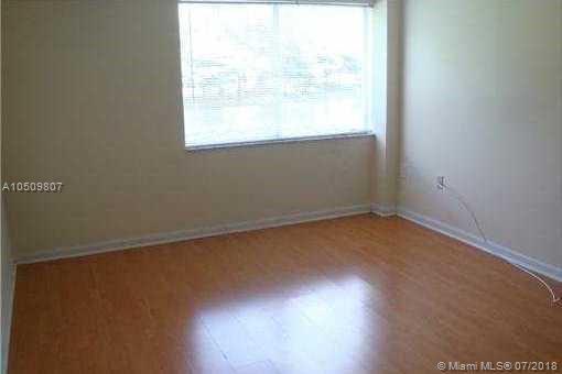 711 North Pine Island Road, Unit 415 Plantation, FL 33324 - Photo 5 of 26