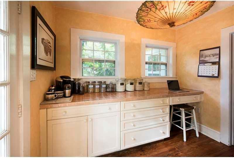 3571 Linden Lane Miami, FL 33133 - Photo 11 of 24