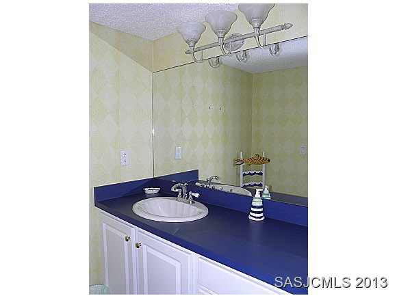 2 Dondanville Road, Unit 409 St. Augustine, FL 32080 - Photo 13 of 24 Guest Bath