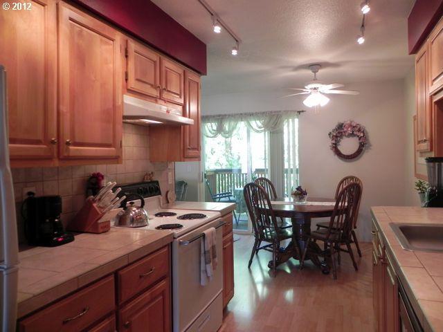 10640 Southwest Davies Road, Unit 20 Beaverton, OR 97008 - Photo 12 of 16 Gallery Image 12