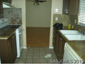 809 Valnera Court St. Augustine, FL 32086 - Photo 5 of 9 kitchen