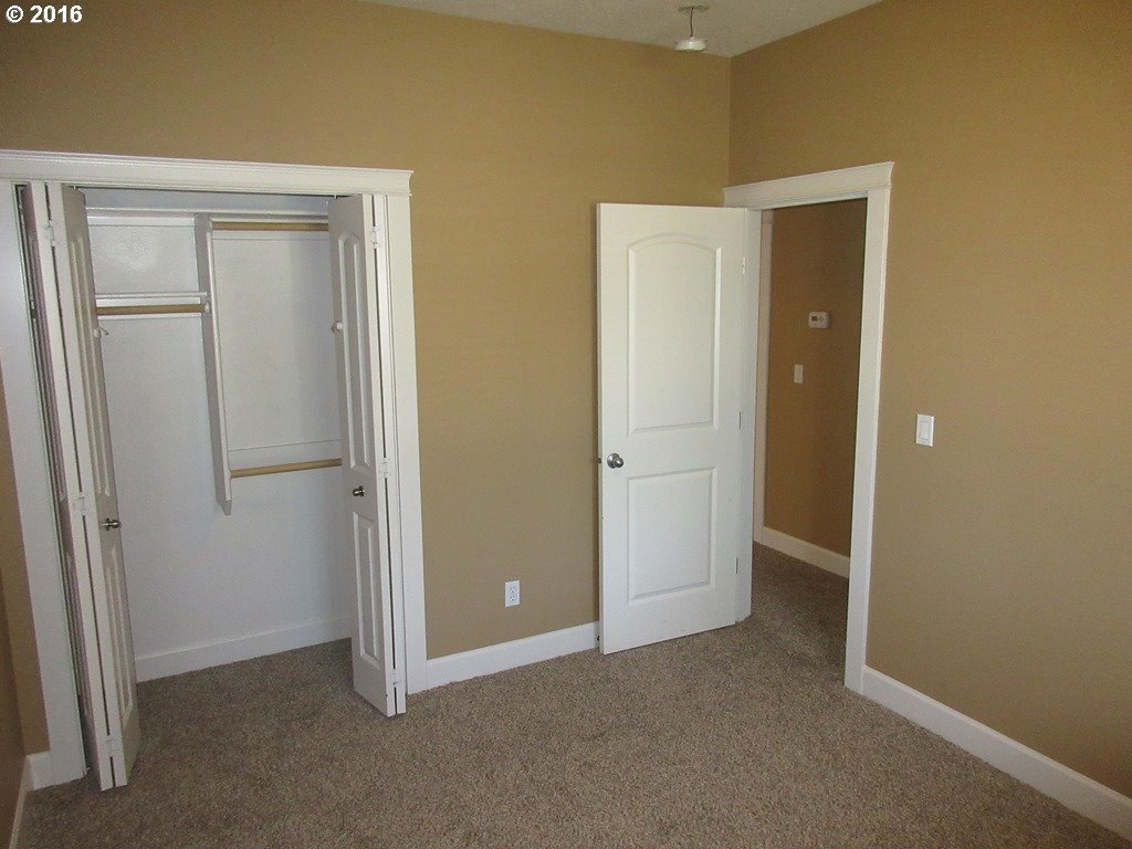 2255 Equestrian Loop South Salem, OR 97302 - Photo 4 of 17