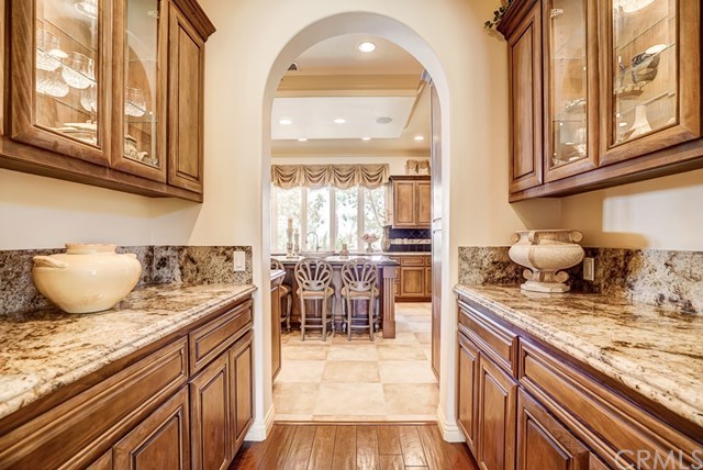 5902 Claridge Drive Riverside, CA 92506 - Photo 16 of 65