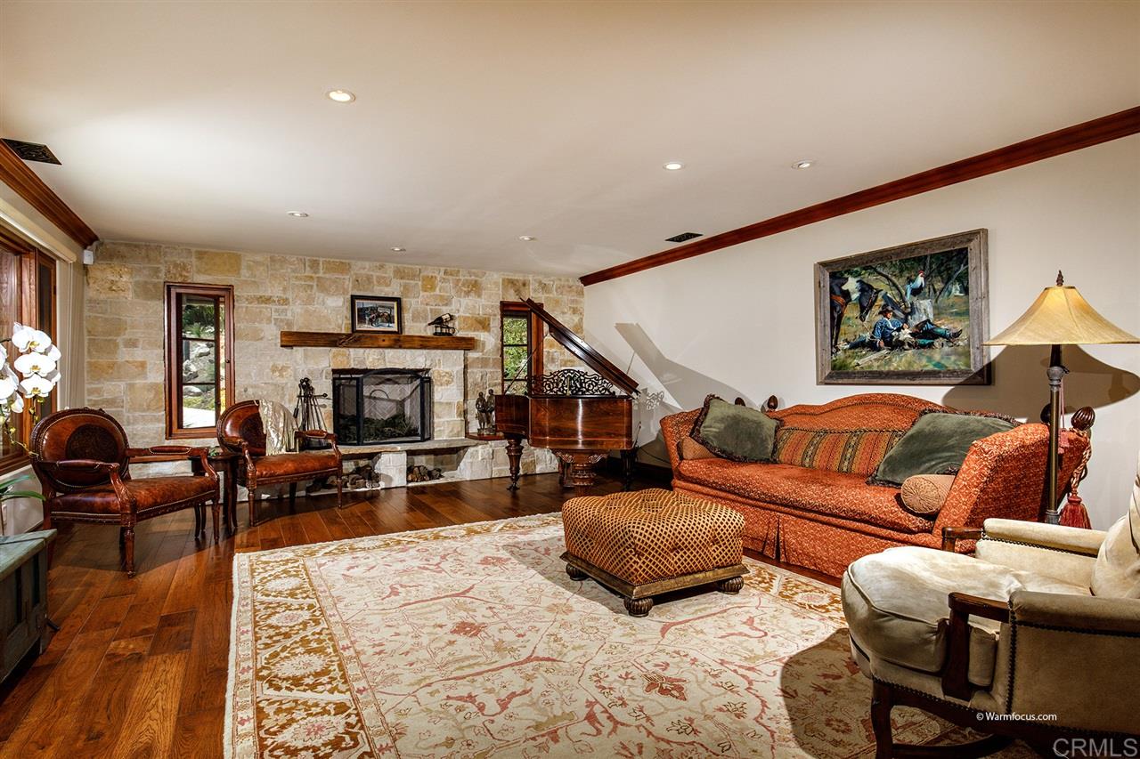 7063 Via De Maya Rancho Santa Fe, CA 92067 - Photo 3 of 25