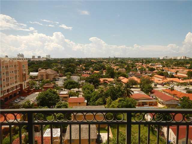 3232 Coral Way, Unit 907 Miami, FL 33145 - Photo 11 of 18