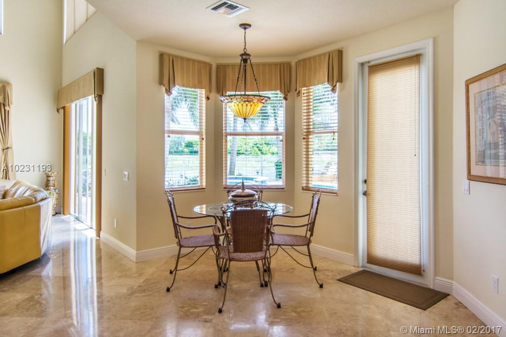 9946 Vía Bernini Lake Worth, FL 33467 - Photo 17 of 35