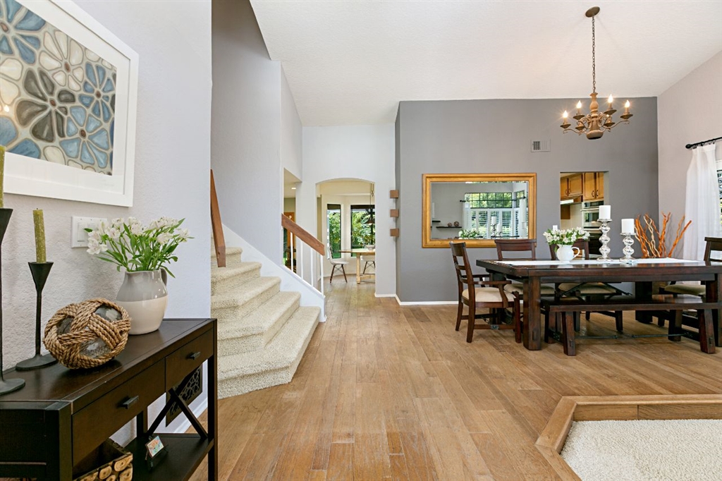 1552 Village View Road Encinitas, CA 92024 - Photo 2 of 25