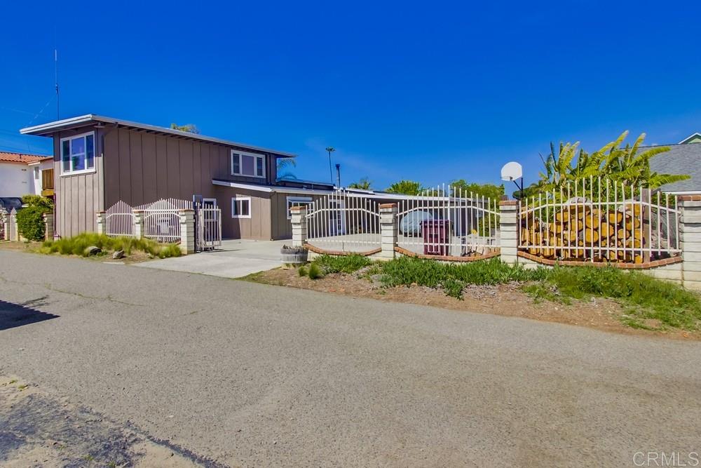 1466 Ridgeway Street Oceanside, CA 92054 - Photo 2 of 25 Gallery Image 2