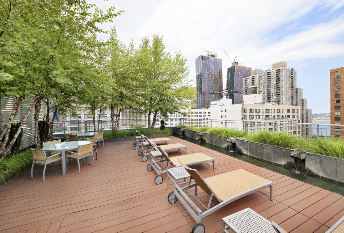 303 East 33rd Street, Unit 2L Manhattan, NY 10016 - Photo 9 of 11