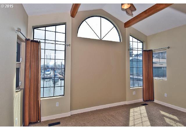 331 Northeast Bridgeton Road, Unit 11 Portland, OR 97211 - Photo 7 of 16 Gallery Image 7