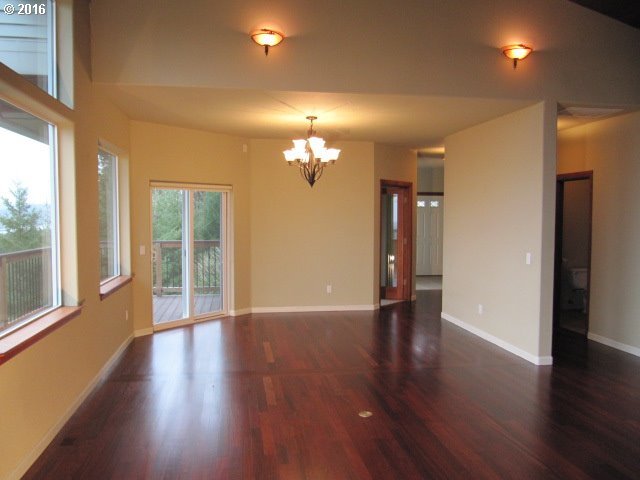 260 Confer Road Kalama, WA 98625 - Photo 2 of 28 Gallery Image 2