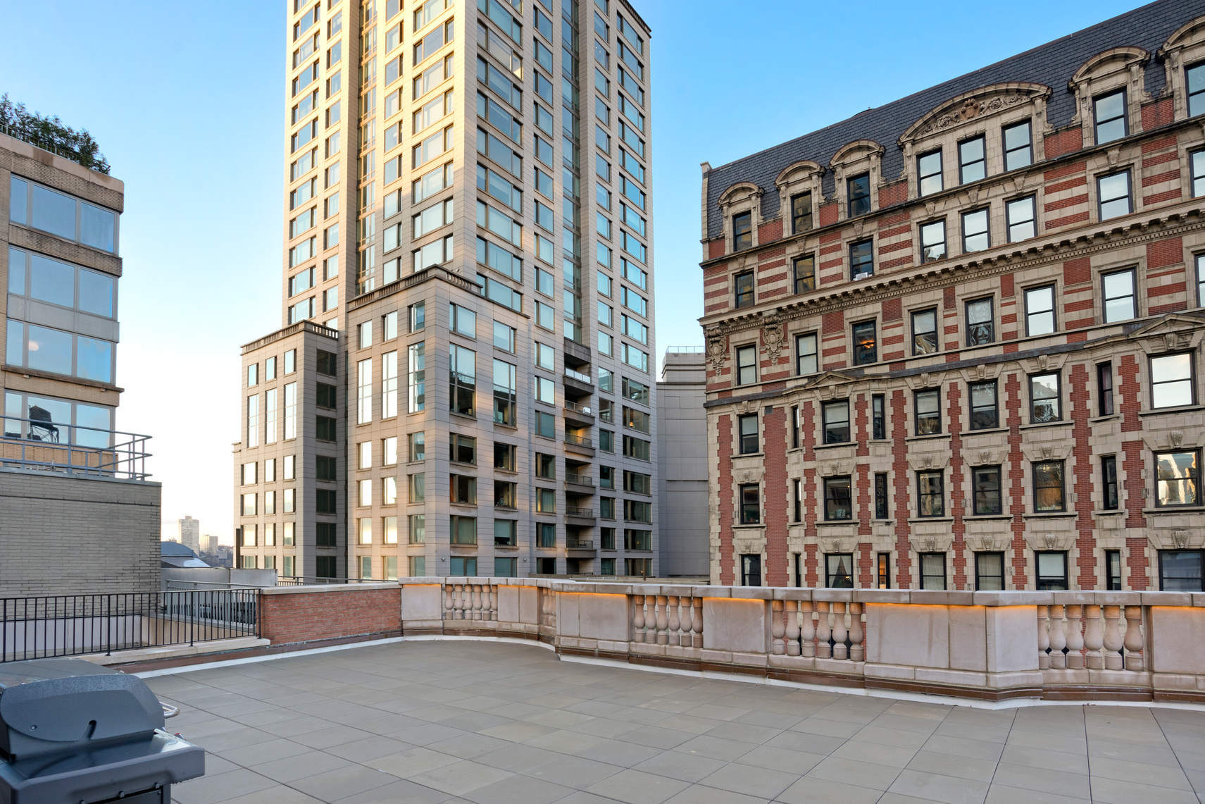 350 West 71st Street, Unit PHC Manhattan, NY 10023 - Photo 13 of 22