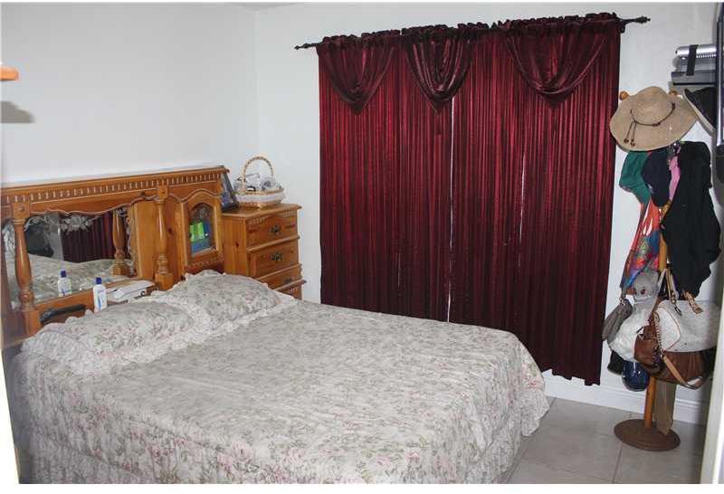 7075 Southwest 14th Street Miami, FL 33144 - Photo 8 of 16