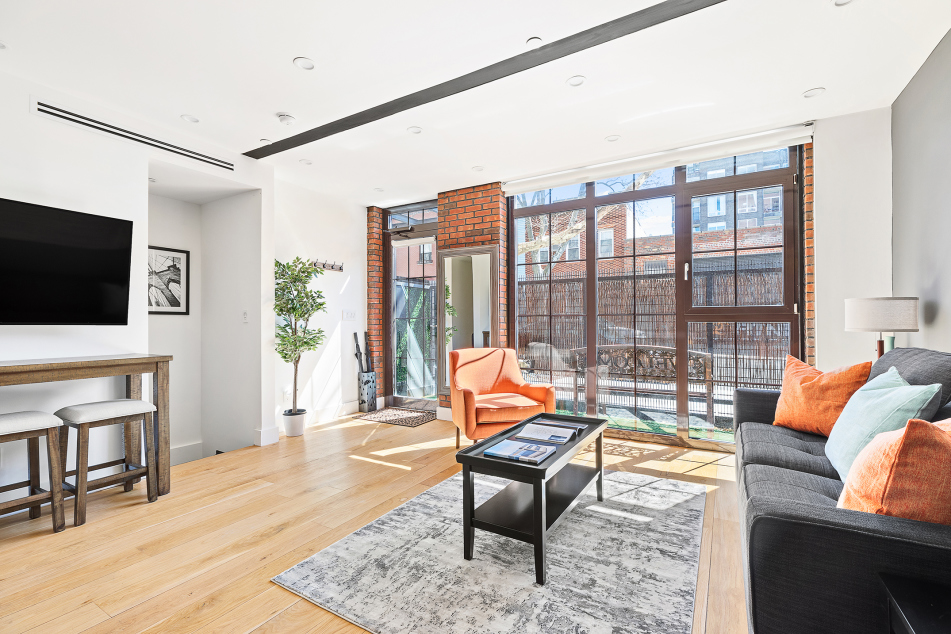 205 Frost Street, Unit 1F Brooklyn, NY 11211 - Photo 1 of 10