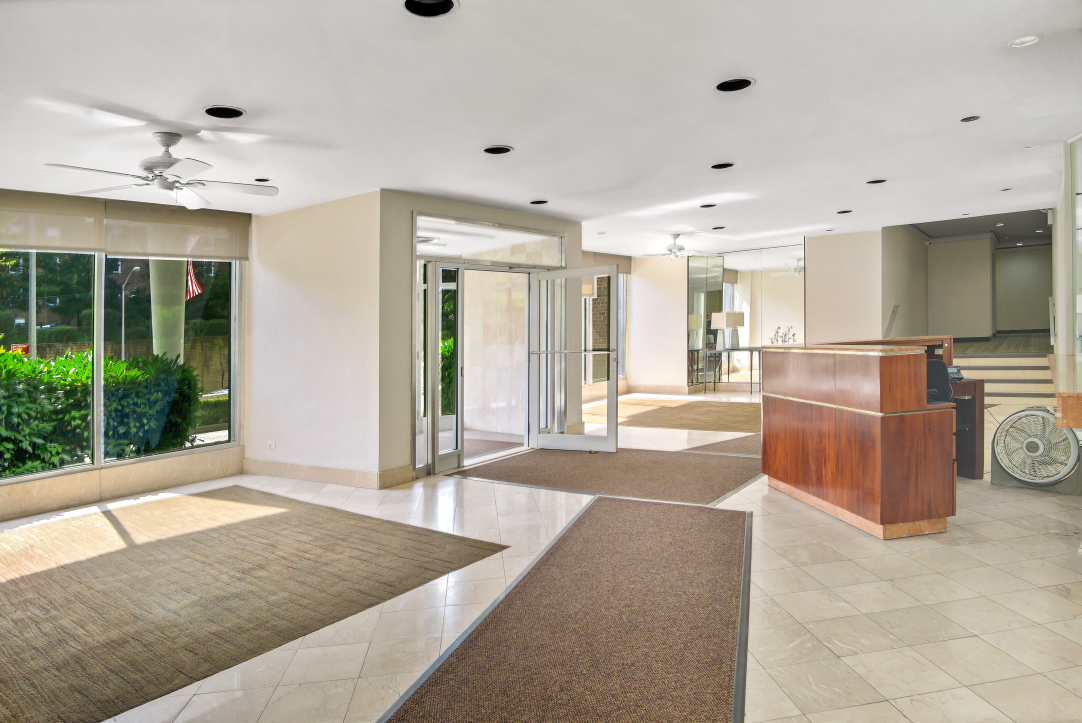 629 Kappock Street, Unit 5H Bronx, NY 10463 - Photo 10 of 17