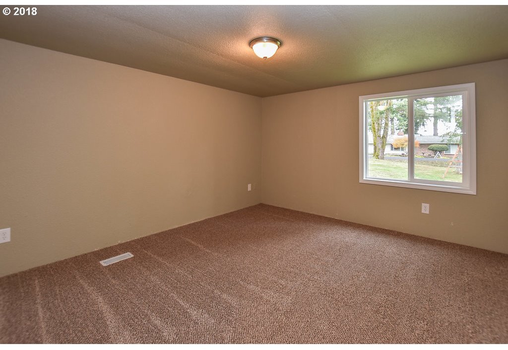 244 Streeter Road Silverlake, WA 98645 - Photo 6 of 19 Gallery Image 6