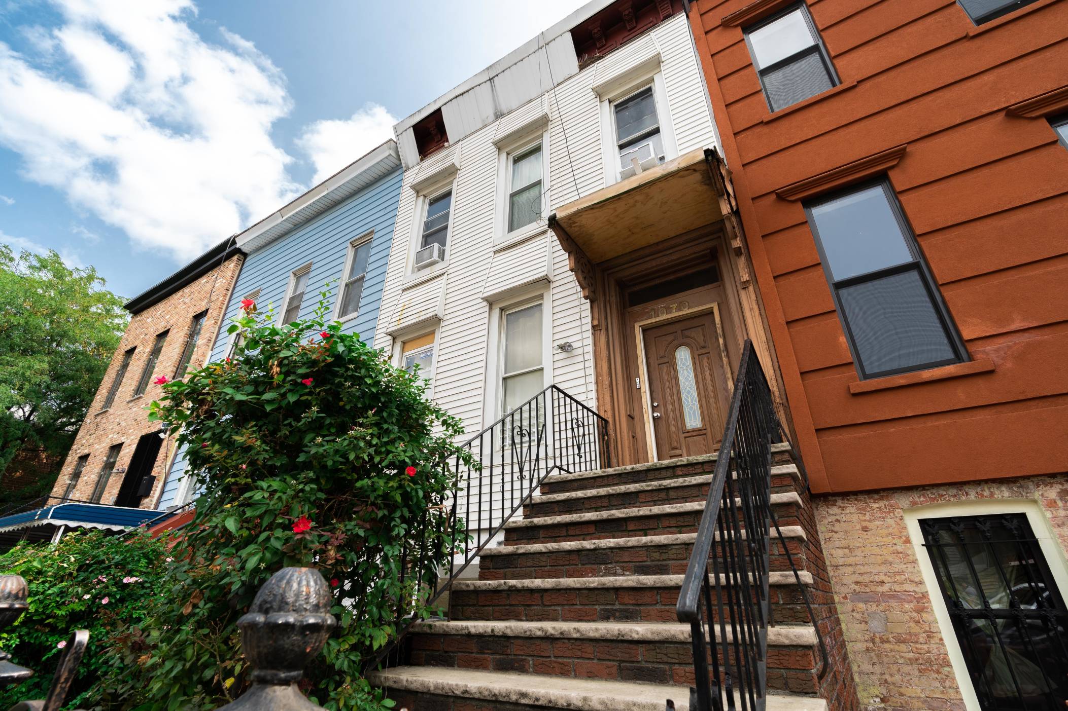 1070 Halsey Street Brooklyn, NY 11207 - Photo 2 of 7