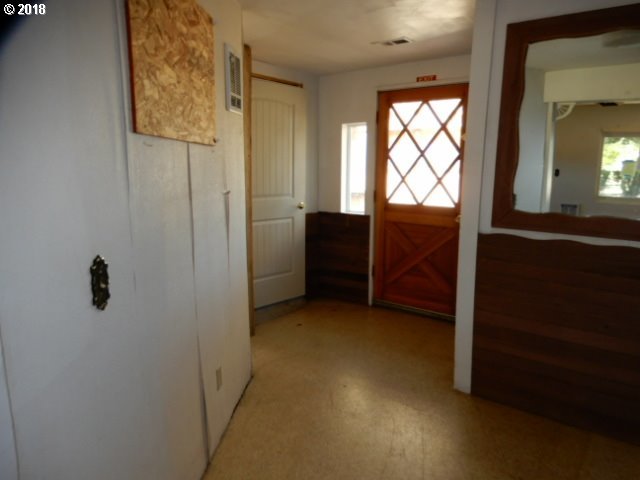 373 Big Bend Road Roseburg, OR 97471 - Photo 10 of 28 Gallery Image 10