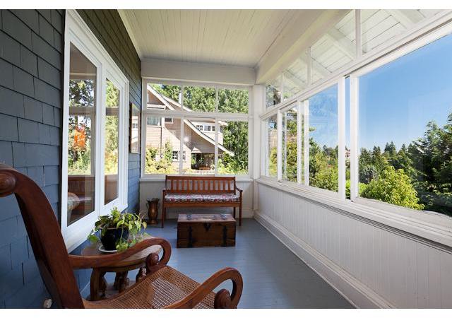 2640 Southwest Talbot Road Portland, OR 97201 - Photo 4 of 16