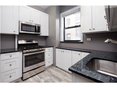 135 West 16th Street, Unit 48 Manhattan, NY 10011 - Photo 2 of 9