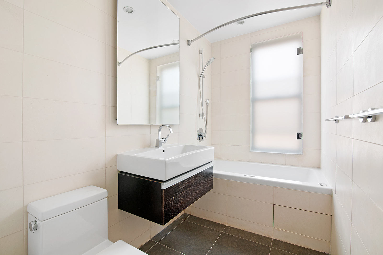 484 8th Street, Unit 2A Brooklyn, NY 11215 - Photo 8 of 14