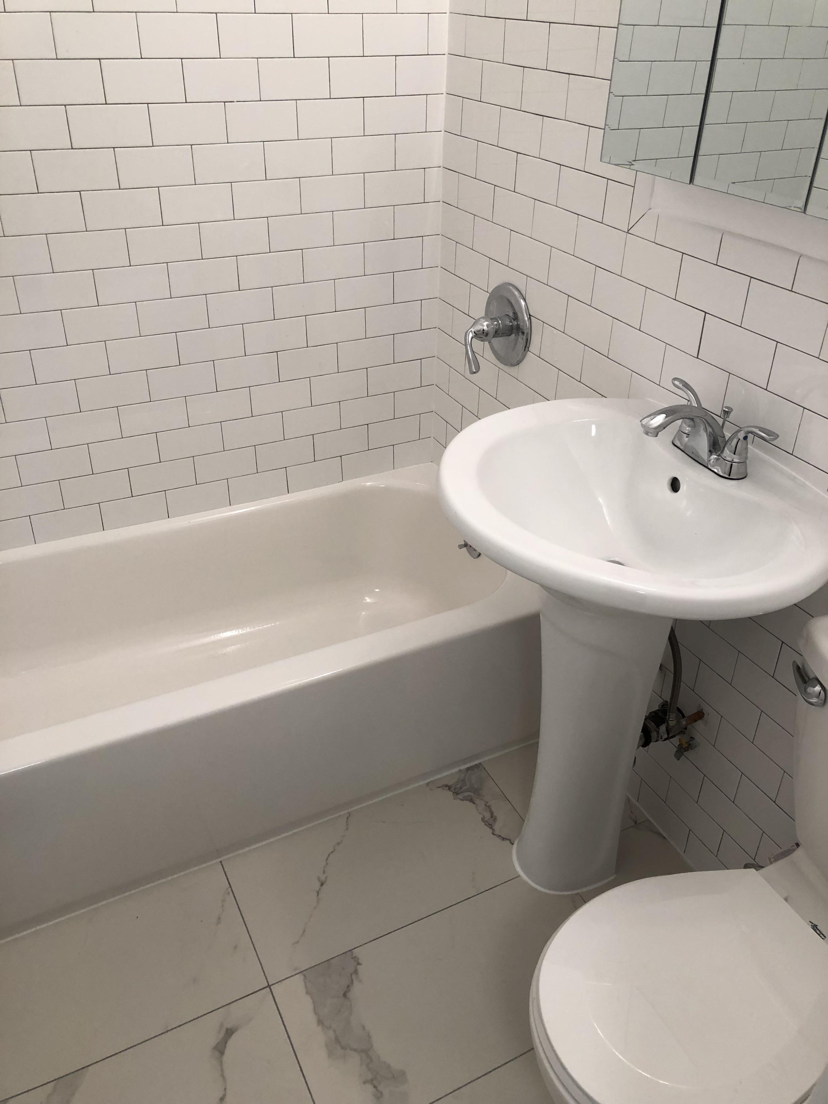 43 West 76th Street, Unit 4B Manhattan, NY 10023 - Photo 3 of 6