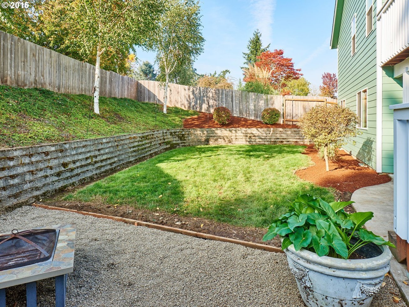 3533 7th Street Hubbard, OR 97032 - Photo 7 of 29 Gallery Image 7