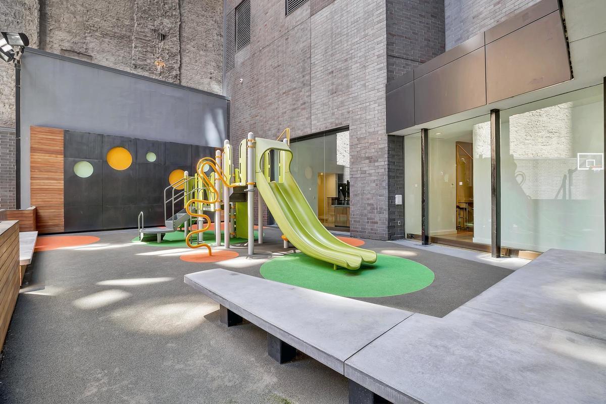 15 William St, Unit 25F Manhattan, NY 10005 - Photo 15 of 18