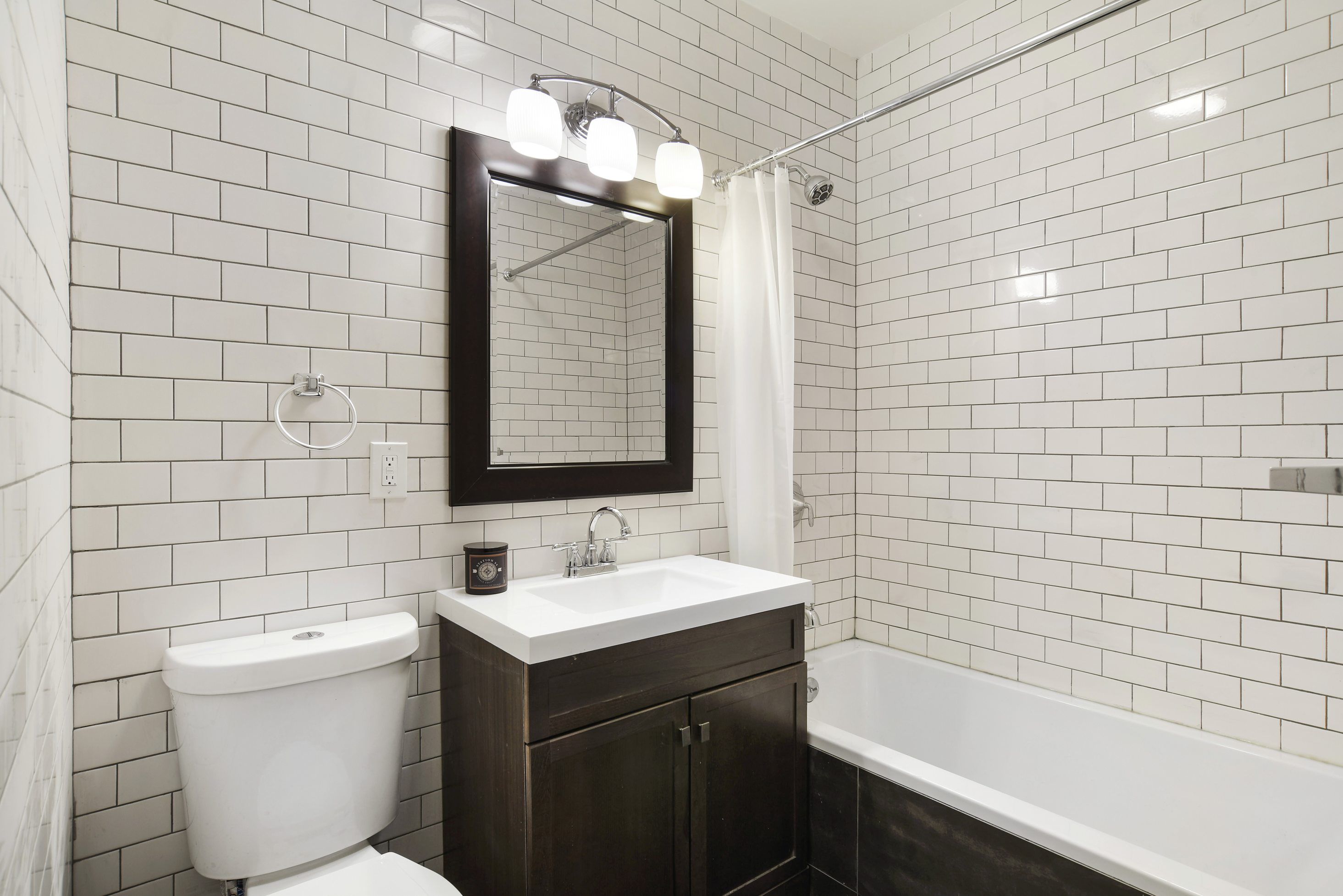 184 Hull Street, Unit 1A Brooklyn, NY 11233 - Photo 4 of 7