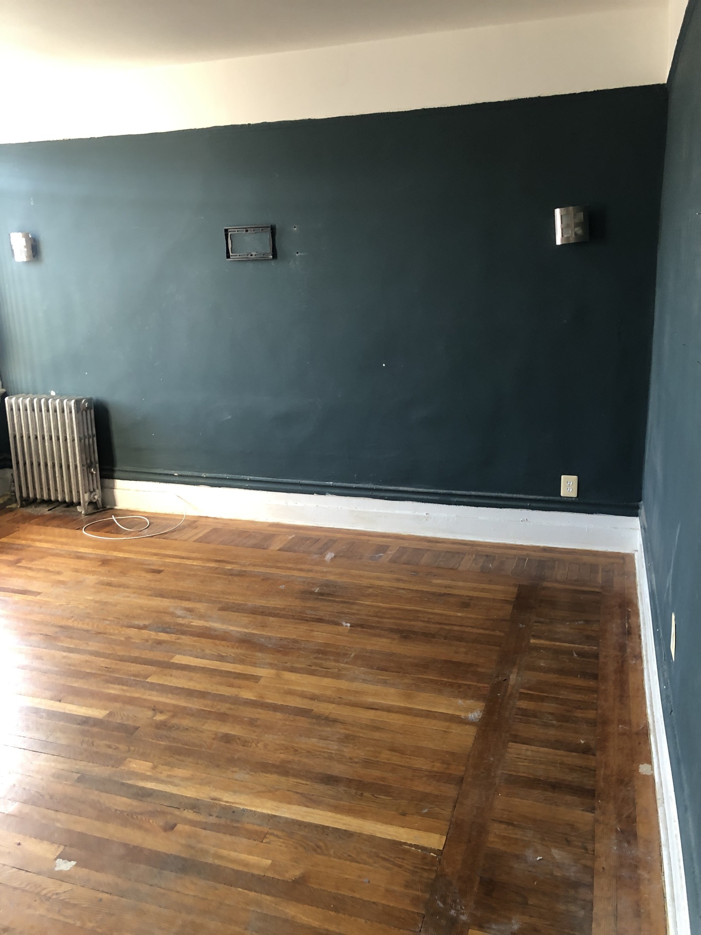 618 Academy Street, Unit 5B Manhattan, NY 10034 - Photo 2 of 4