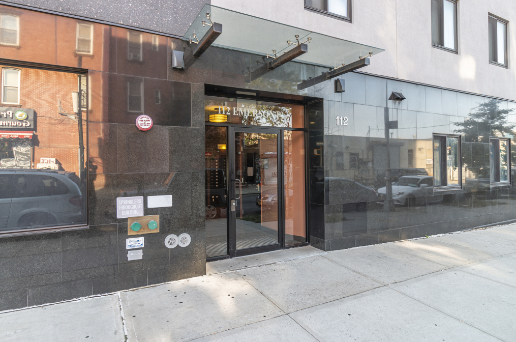 112 Emerson Pl, Brooklyn, NY 11205 - Photo 2 of 2