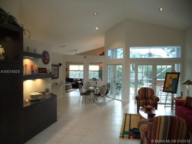 542 Slippery Rock Road Weston, FL 33327 - Photo 4 of 24 Gallery Image 4