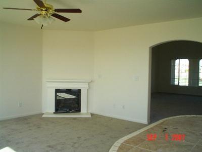 901 Cabernet Drive Wasco, CA 93280 - Photo 5 of 8