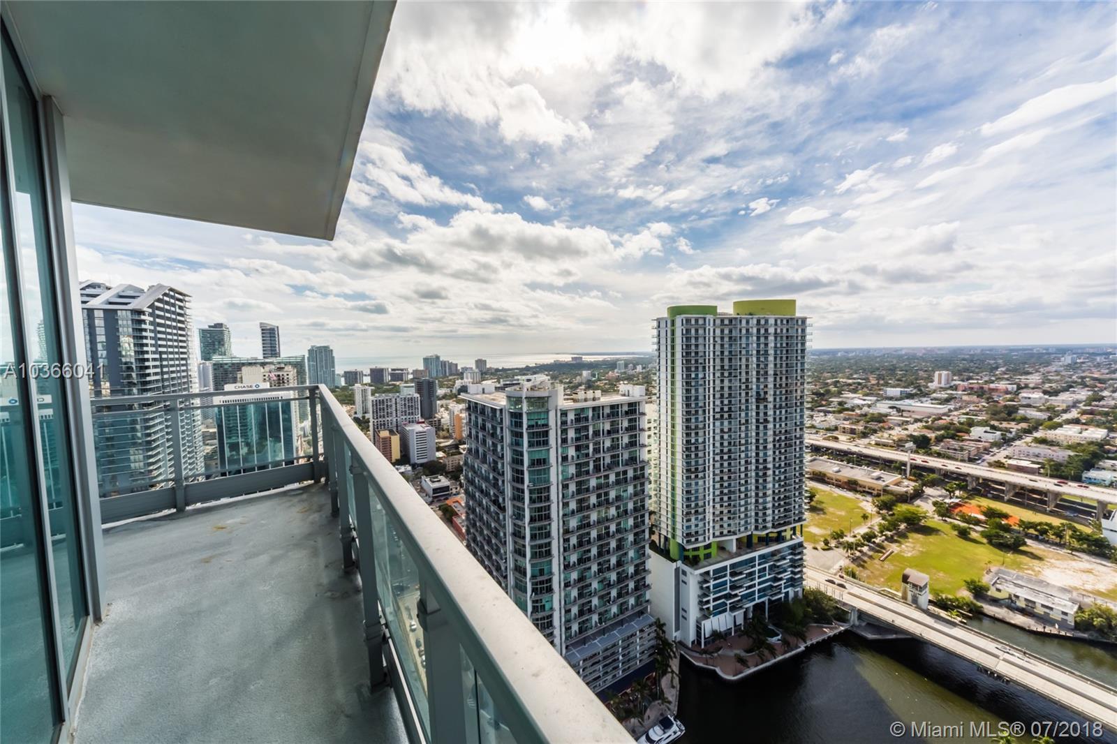 92 Southwest 3rd Street, Unit 4305 Miami, FL 33130 - Photo 14 of 33