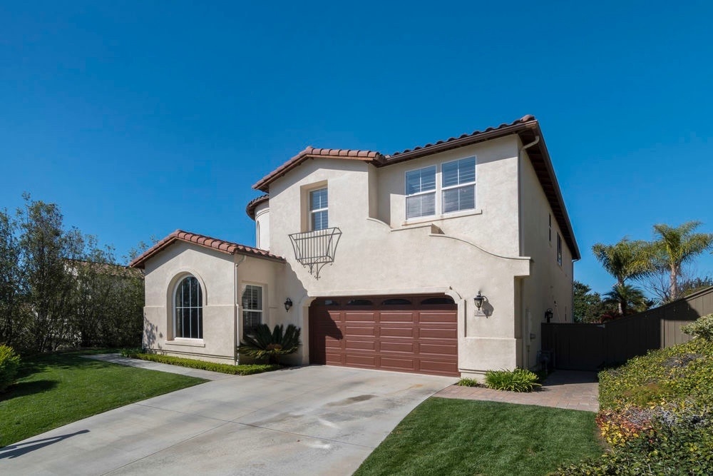 2878 Rancho Cortes Carlsbad, CA 92009 - Photo 2 of 25
