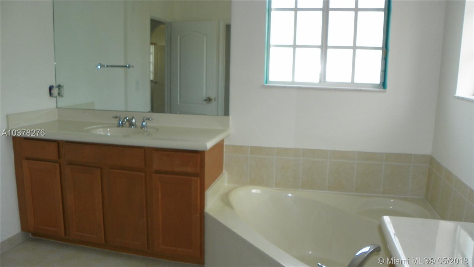 27522 Southwest 139th Place Homestead, FL 33032 - Photo 18 of 23