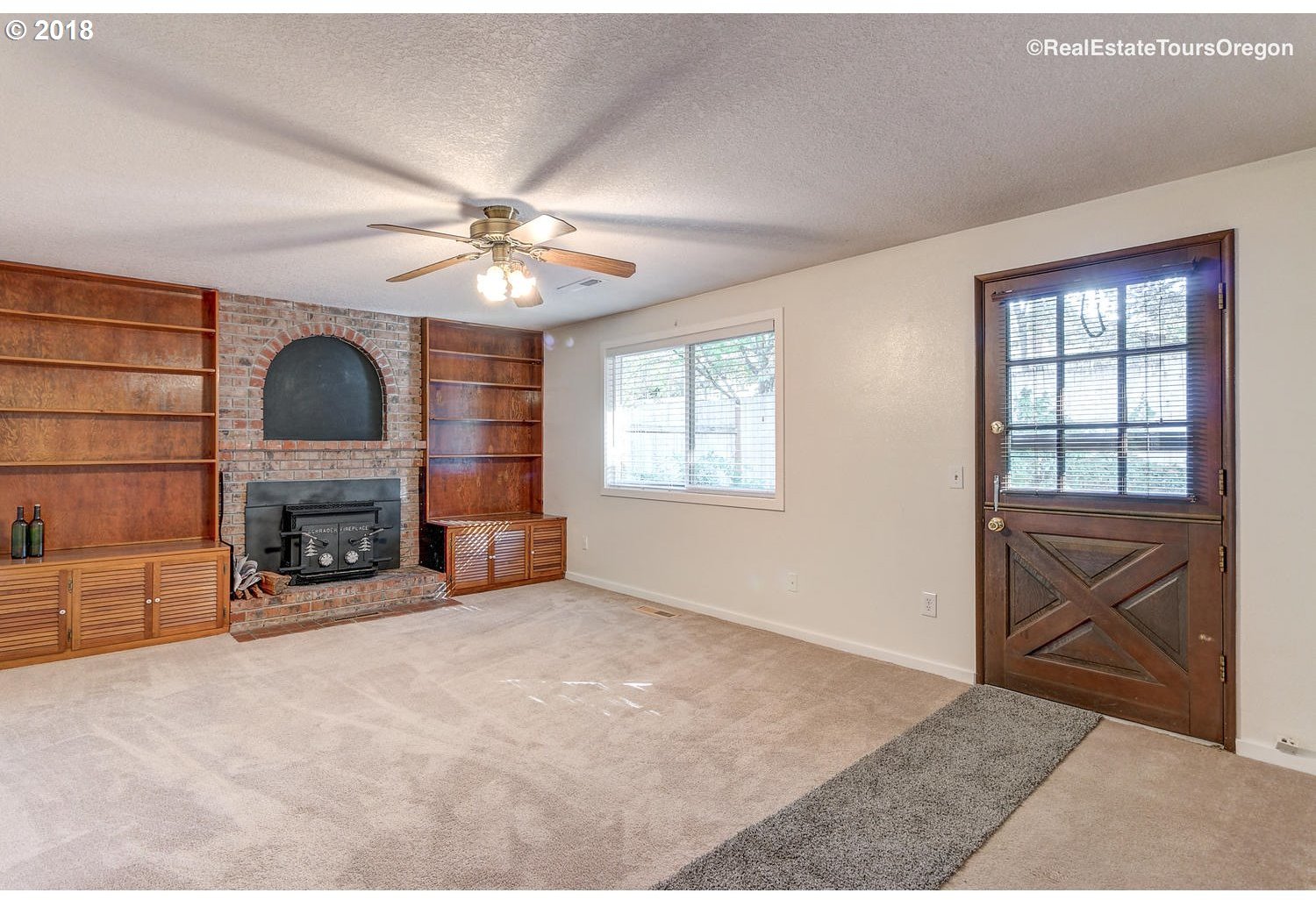 16570 Southwest Rigert Terrace Beaverton, OR 97007 - Photo 7 of 20 Gallery Image 7