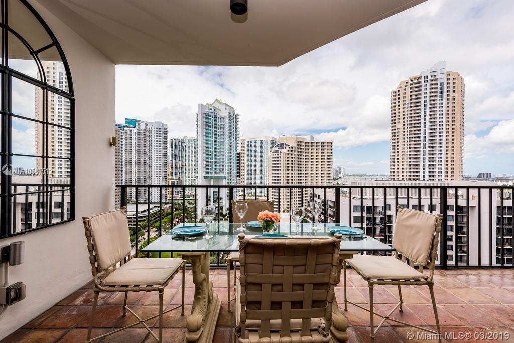 520 Brickell Key Drive, Unit APH00 Miami, FL 33131 - Photo 40 of 48