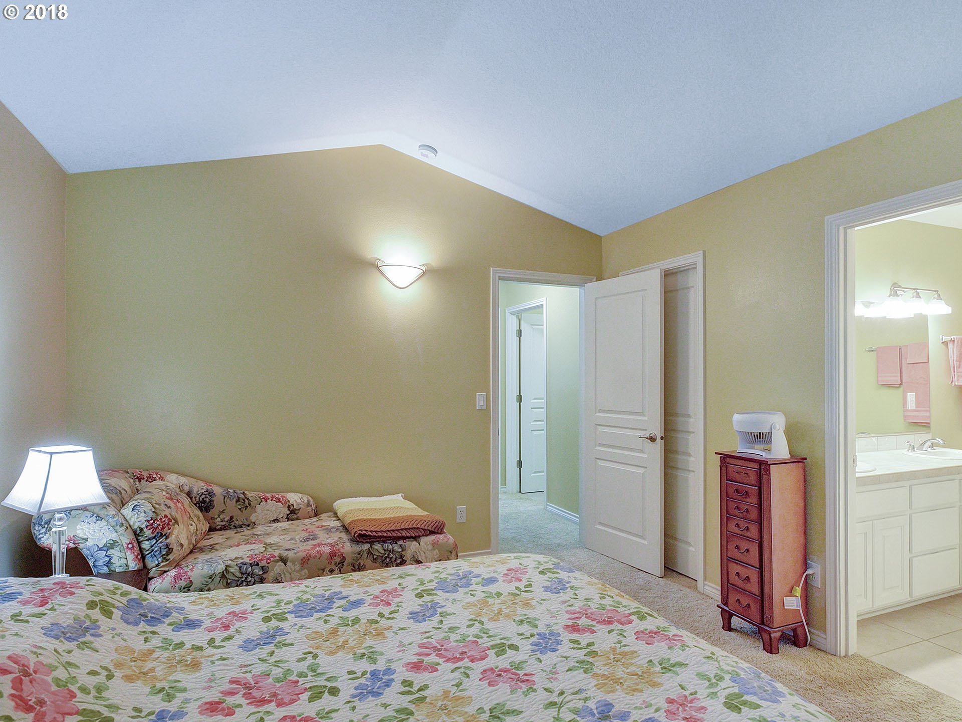 8416 Southwest Oleson Road Portland, OR 97223 - Photo 11 of 19 Gallery Image 11