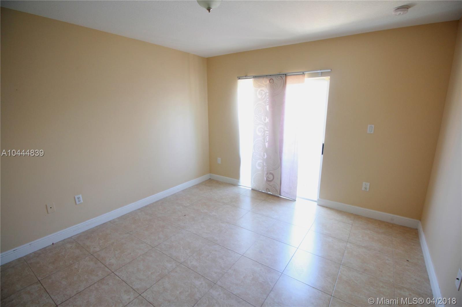 14459 Southwest 40th Street Miami, FL 33185 - Photo 10 of 22